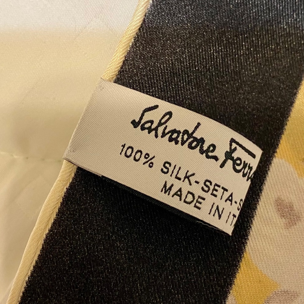 New In Box - Ferragamo Scarf - Picture 4 of 5